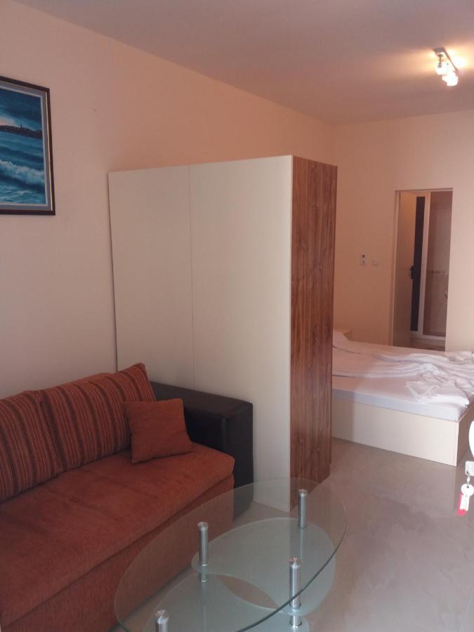 Golden Sea View Apartments 1 Pomorie Esterno foto