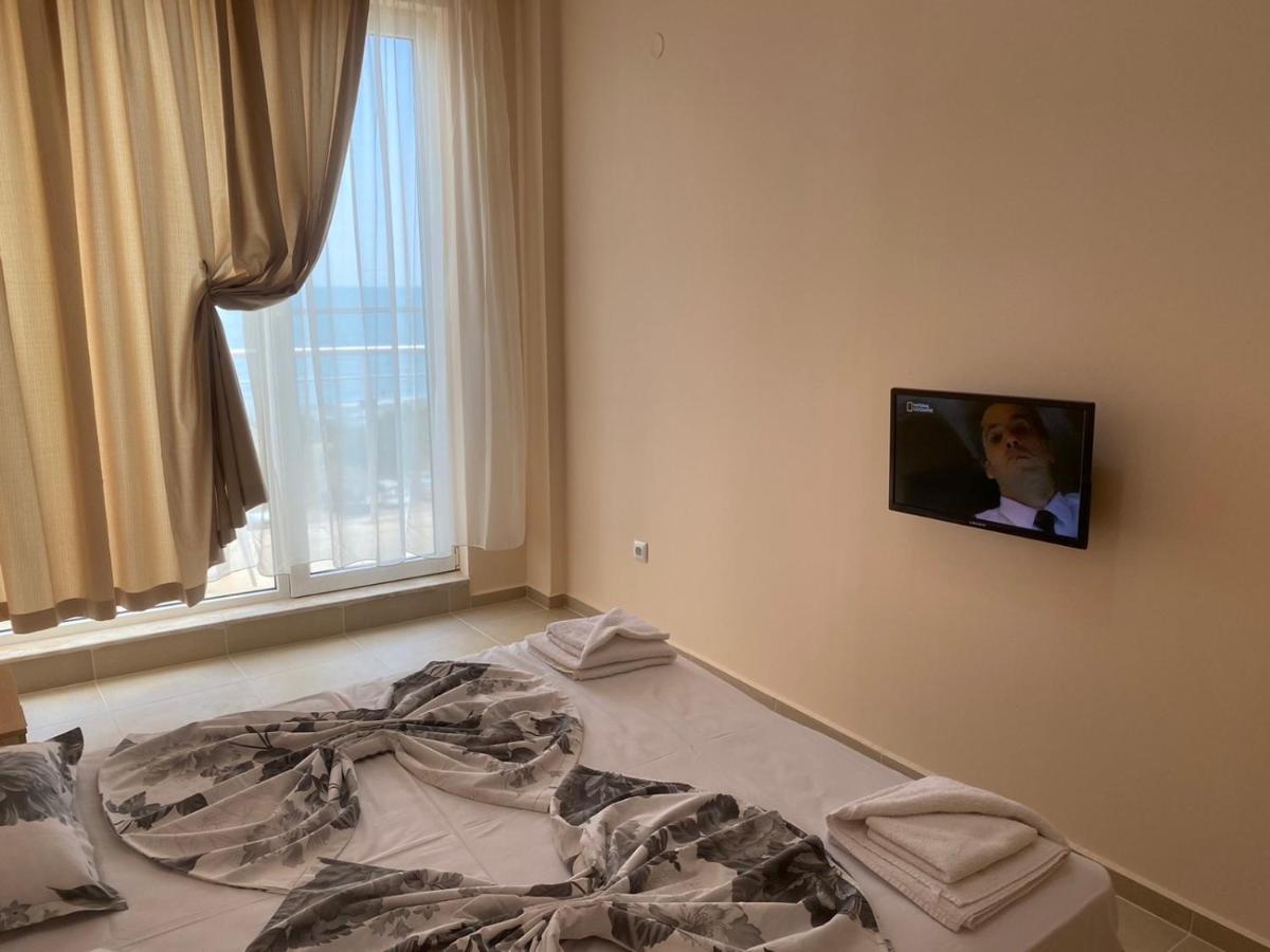 Golden Sea View Apartments 1 Pomorie Esterno foto