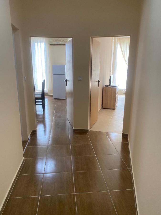 Golden Sea View Apartments 1 Pomorie Esterno foto