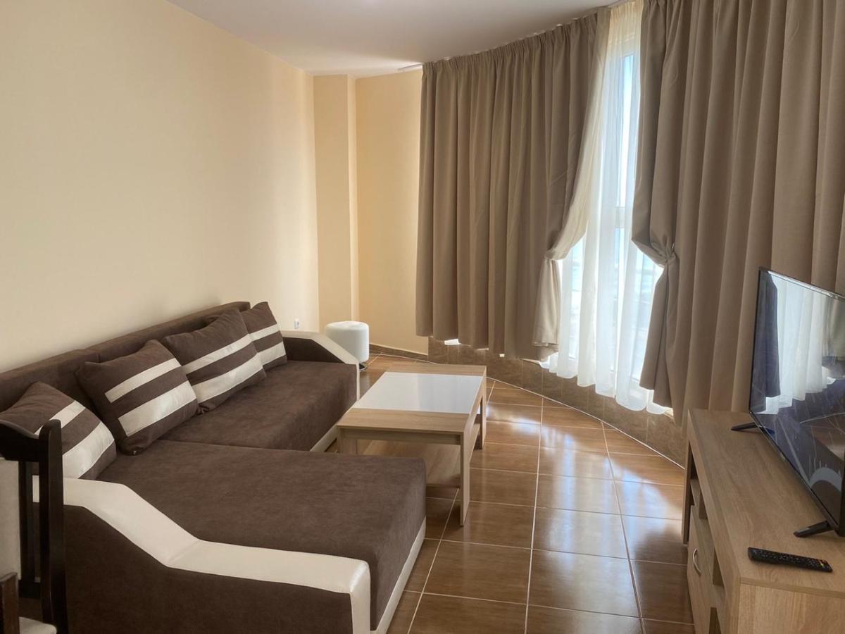 Golden Sea View Apartments 1 Pomorie Esterno foto