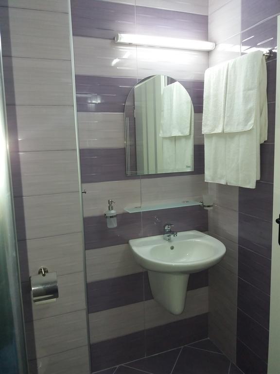 Golden Sea View Apartments 1 Pomorie Esterno foto