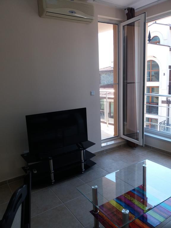 Golden Sea View Apartments 1 Pomorie Esterno foto