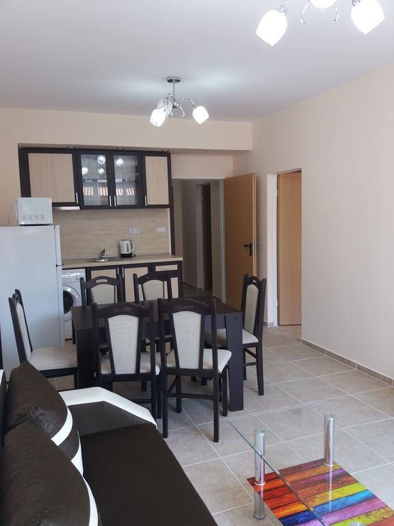 Golden Sea View Apartments 1 Pomorie Esterno foto